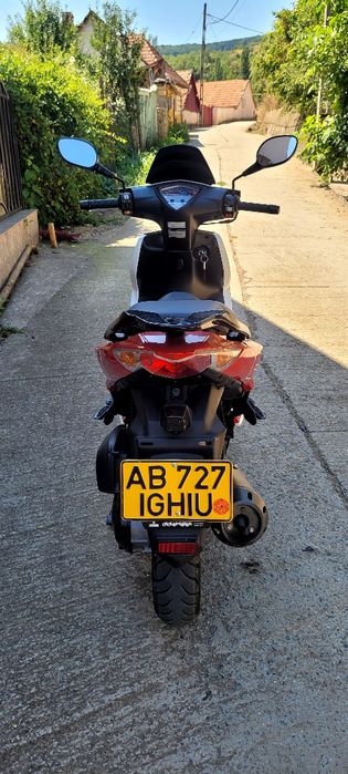 Kymco super 8 an 2010 50 cmc 2 timpi