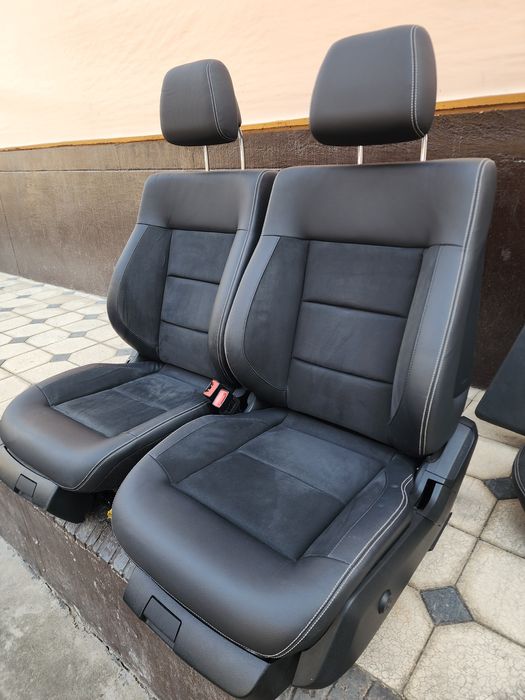 Сиденя от Mercedes 212
