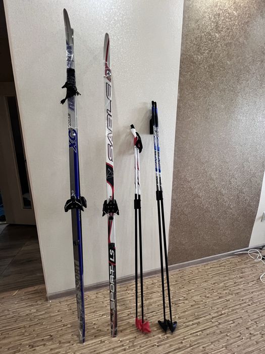 Продам лыжи с доставкой