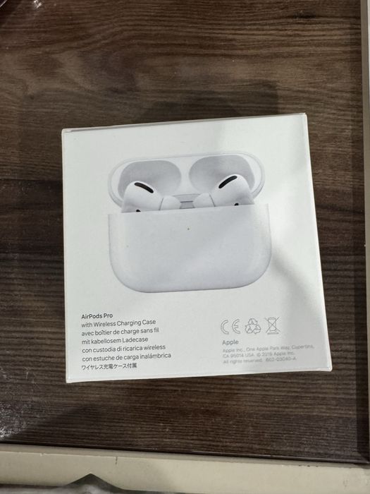 Продаю Air Pods Pro (оригинал )