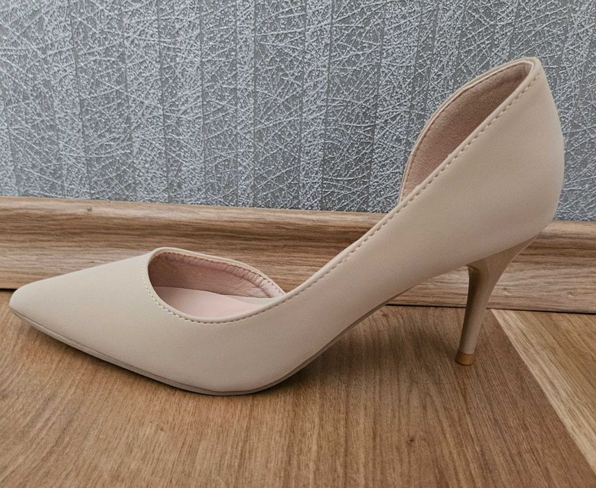 Дамски обувки на ток