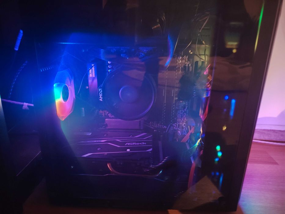 Vand PC Gaming 3200 lei negociabil