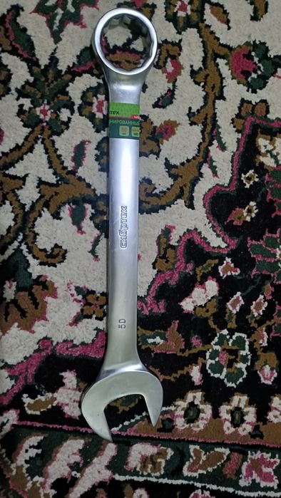 Продам ключ новый