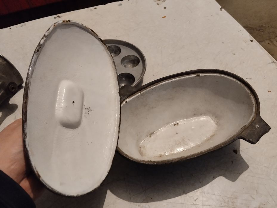 Пельменницу продам