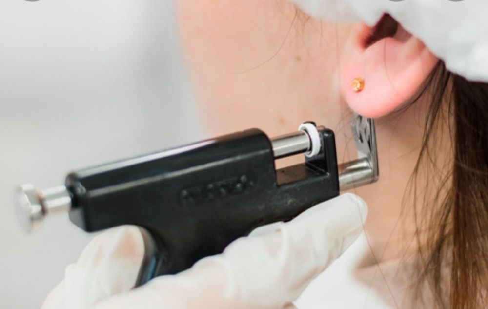 Продам аппарат прокалывание ушей