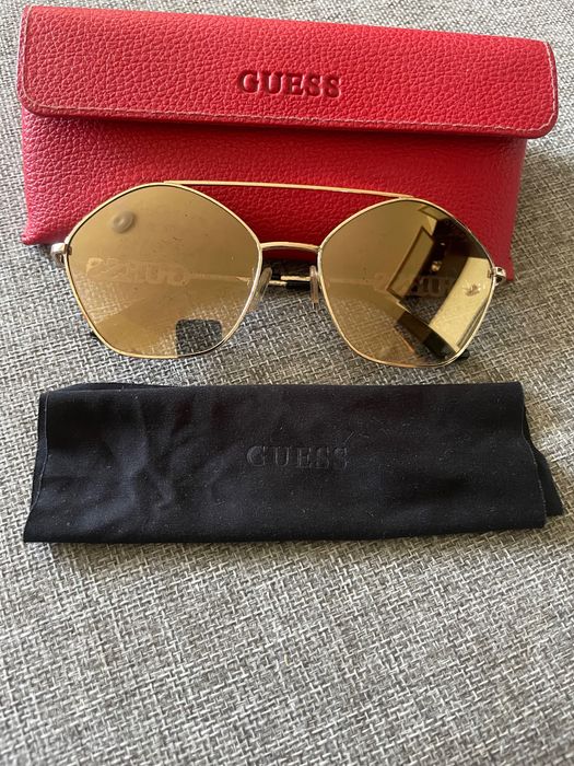 Дамски слънчеви очила Guess