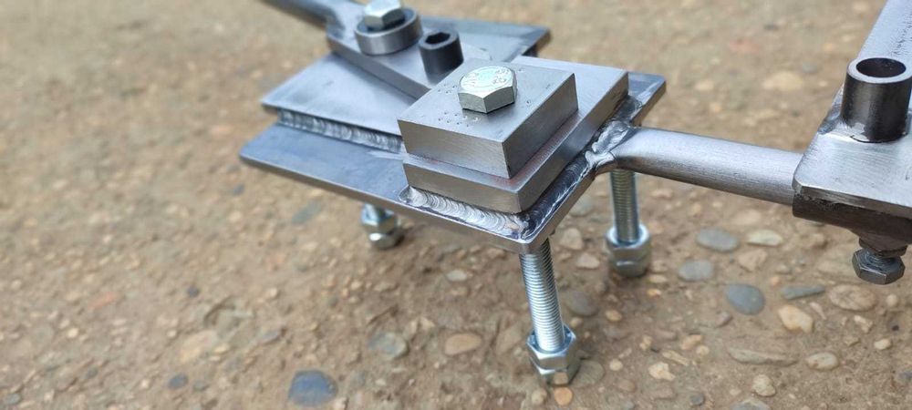 Aparat de facut Etrieri, Masina de Confectionat Etrieri, Placa Etrieri