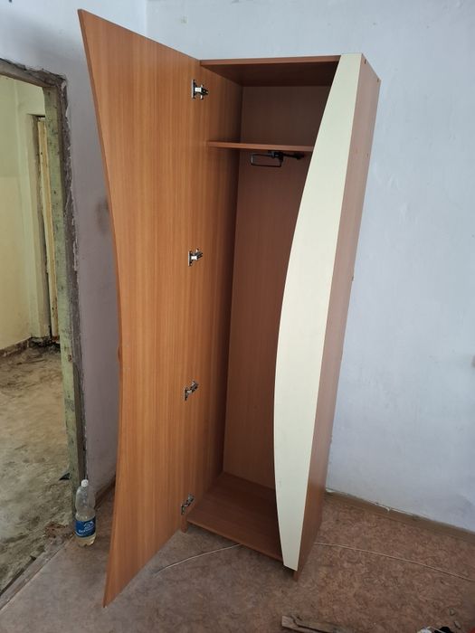 Продам шкаф вещевой