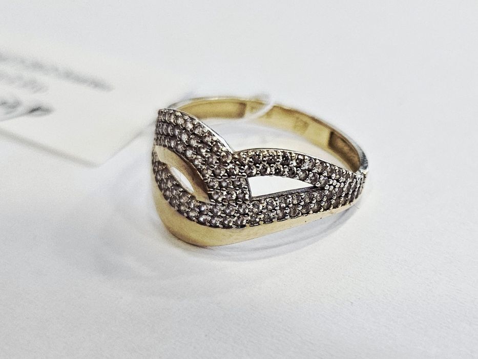 Златен пръстен 2.2гр 03427-25/2