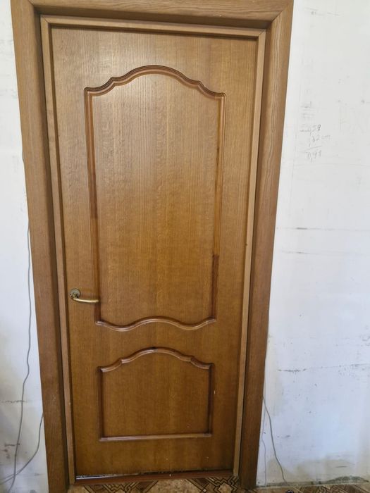 Продам б/у межкомнатные