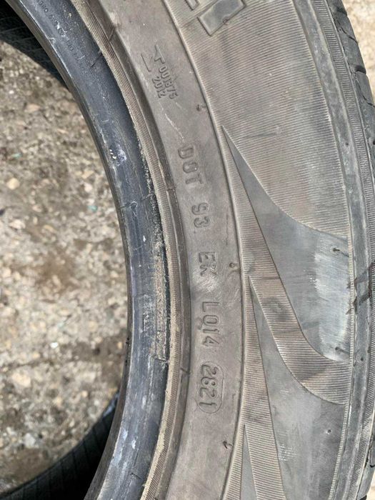 2 бр Летни Гуми Pirelli 235/55 R17 DOT 2821 грайфер 7мм ном 15