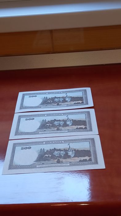 Vand lot 3 bancnote UNC,serie consecutiv,romanesti