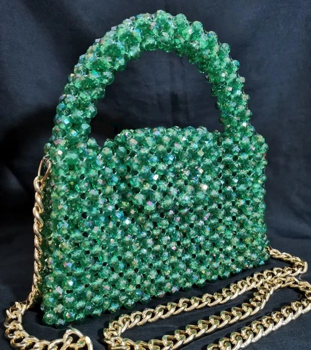 Сумка из бусин 
Дли