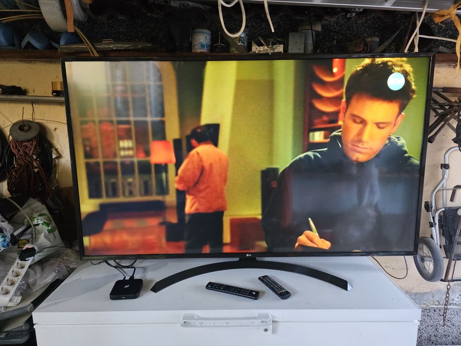 LG 65UJ634V телевизор