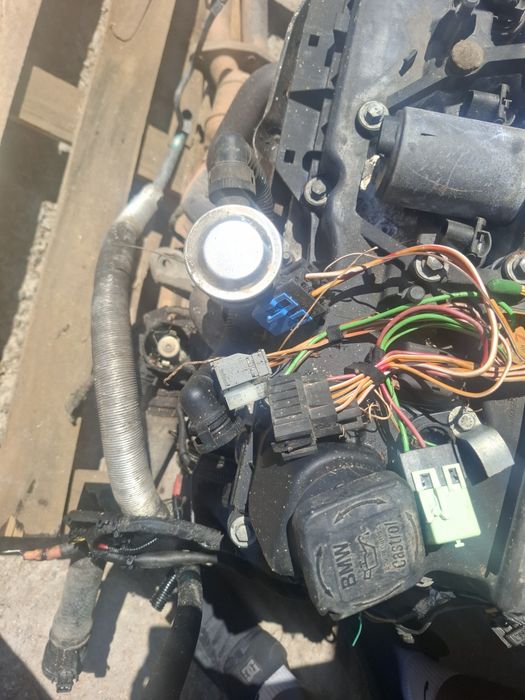 Vând motor bmw e46 1.8 Avem TOATĂ GAMA BMW: e60 e90 e87 e46 x5 e53 x6 e71 seria 6 f12 f13 seria 5 f10