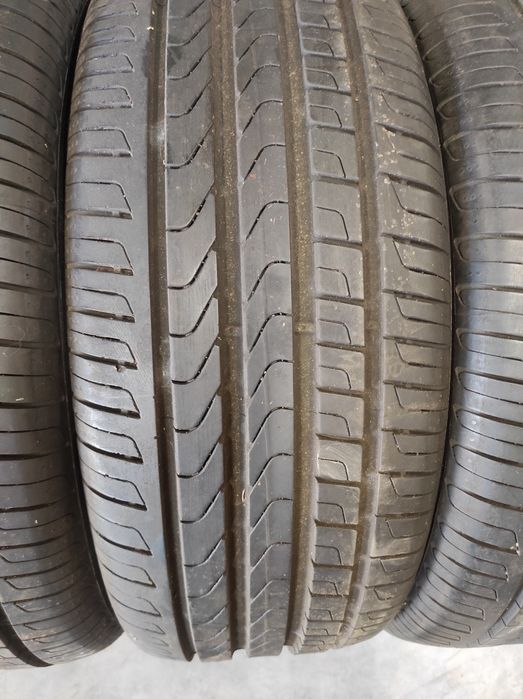 235/50/19 Pirelli