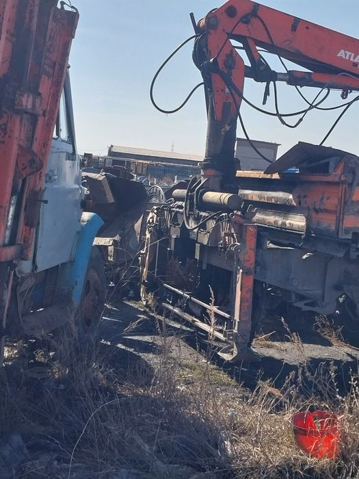 Продаю мерседес манипулятор