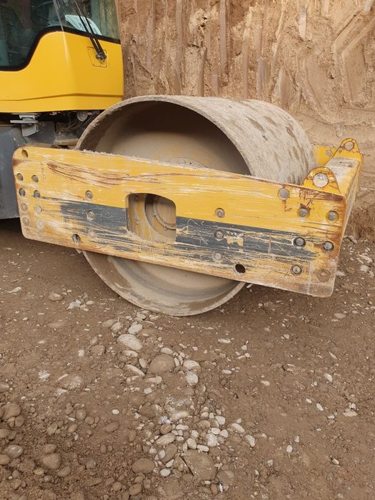 Аренда услуга каток 18 16 тона