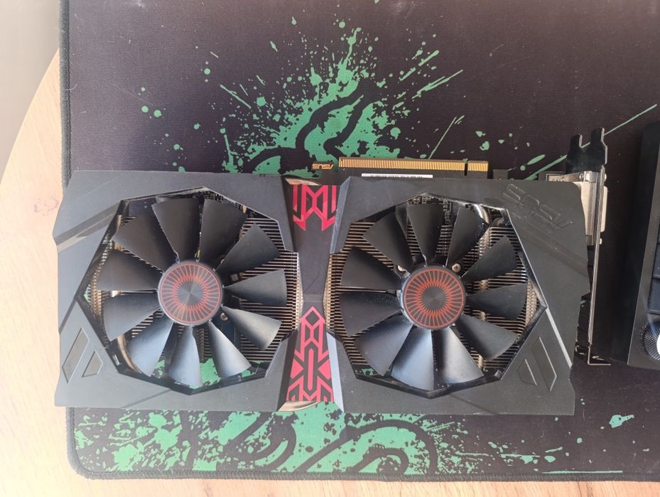 ASUS ROG Strix Radeon RX 380.