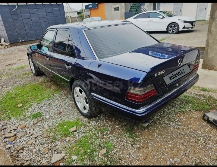 Мер 124 срочно продам