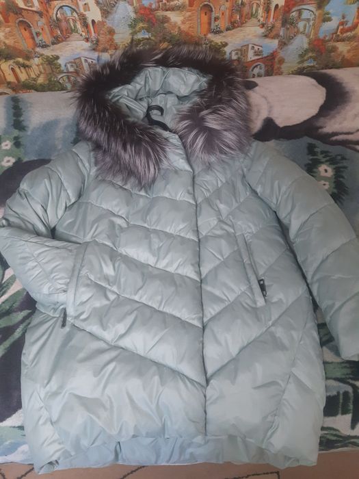 Продам пуховик зимний 44-46р.