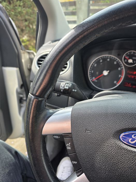 Ford Focus 1.6 Benzină AUTOMAT, an 2007