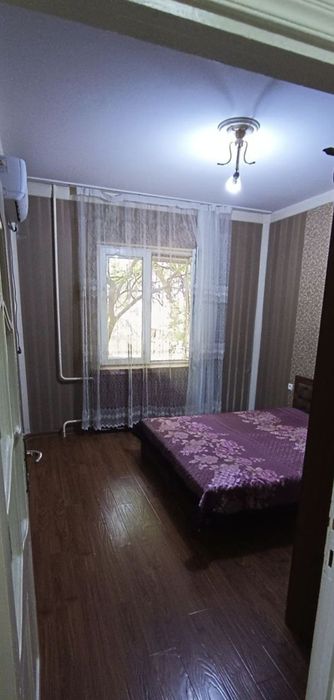 Продается 4/1/5 квартира ТТЗ Ахмад Югнаки