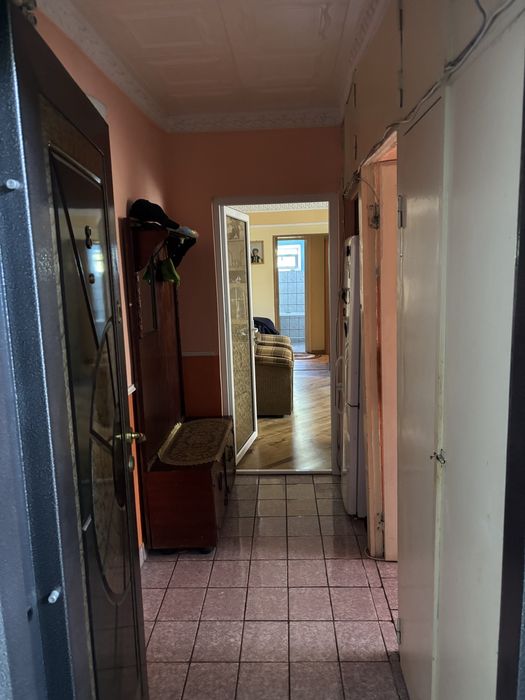 Vând apartament cu 2 camere