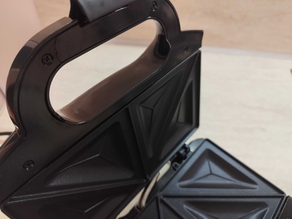 Сандвич тостер Tefal SM155233, 700 W, Черен/Сребрист