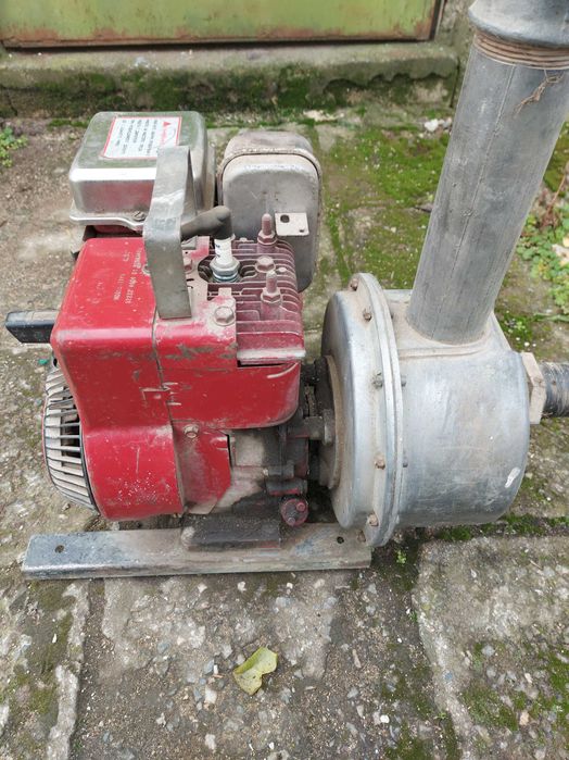 бензинова помпа за вода