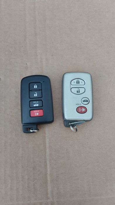 Смарт ключ Toyota Camry 40-50
