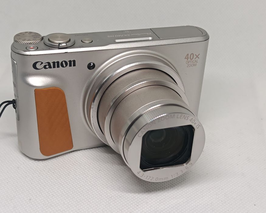 Canon PowerShot SX740 HS – 40x Zoom, 20 MP, Wi-Fi