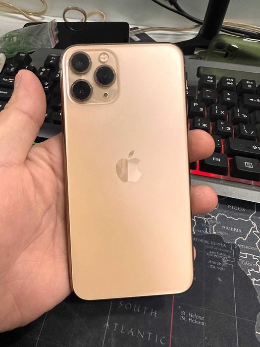 iphone 11 pro gold