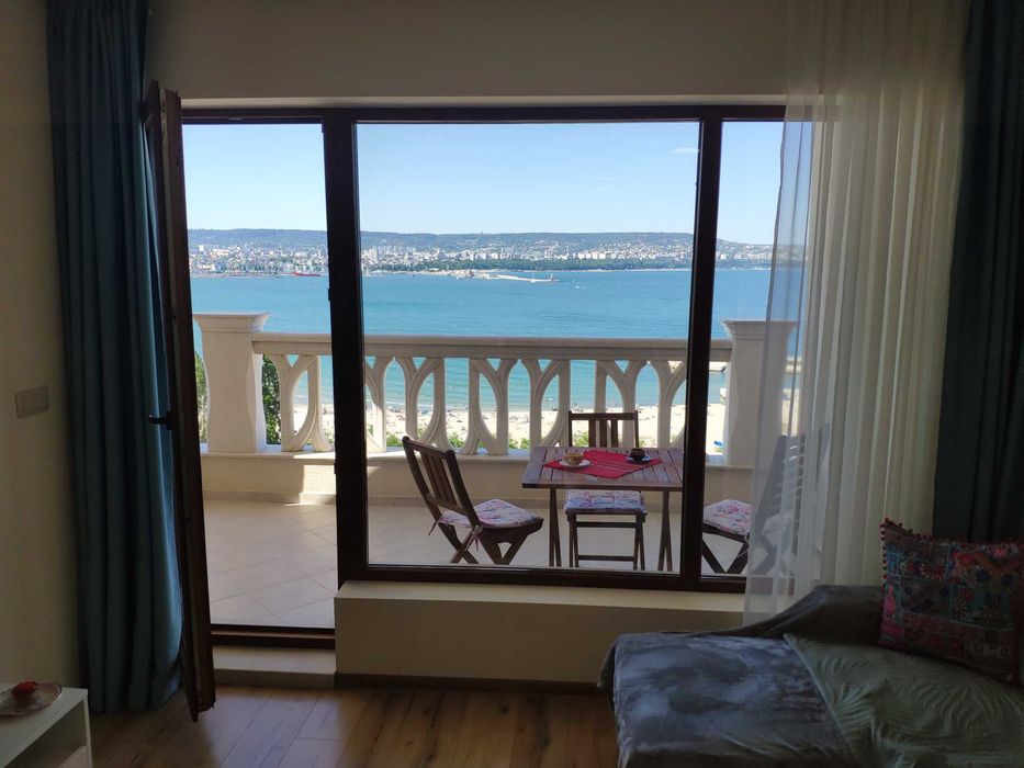 Дава се под наем Тристаен апартамент в Варна, Аспарухово - 113 кв.м за 950 € - Снимка #7