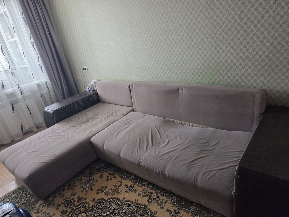 Отдам бесплатно диван