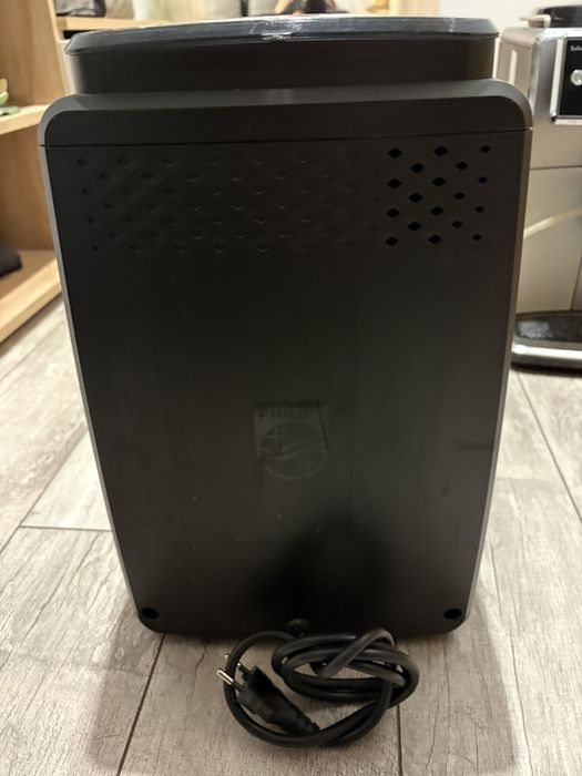 Продавам кафе автомат Philips
