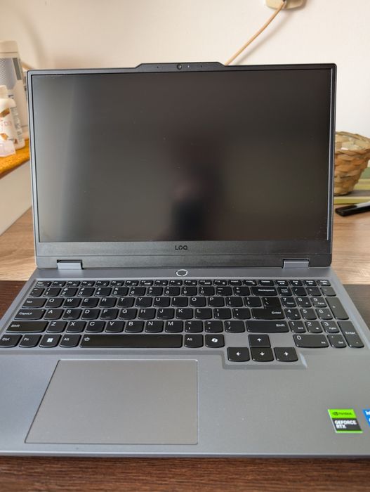 Lenovo loq 12450hx 3050 6gb 16gb ram