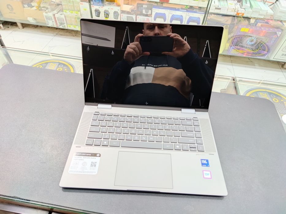 HP Envy x360 15.6 ultra 7
