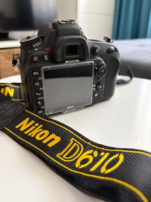 Aparat foto Nikon D610 ca nou la cutie - doar 23.000 cadre