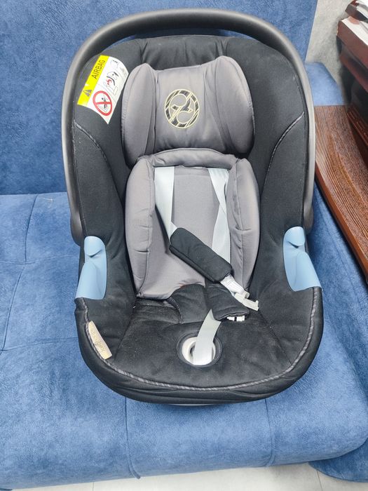 Продам детское автокресло 0-6 месяцев