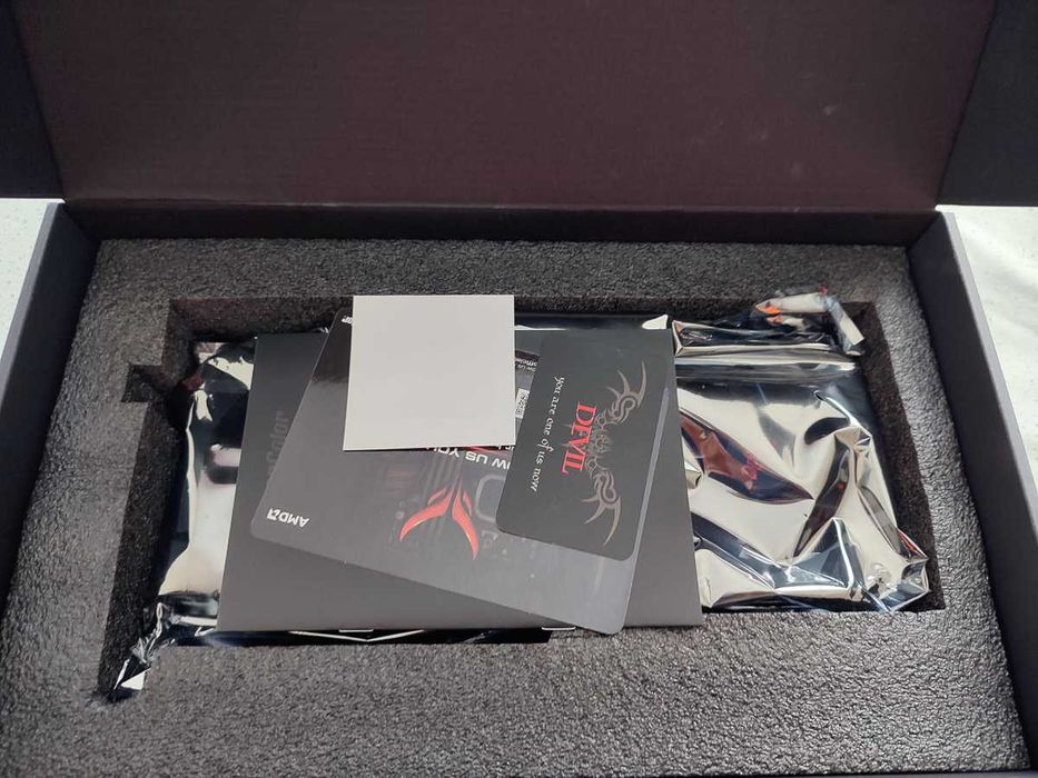 Видео карта PowerColor Red Devil RX 5700 XT 8GB