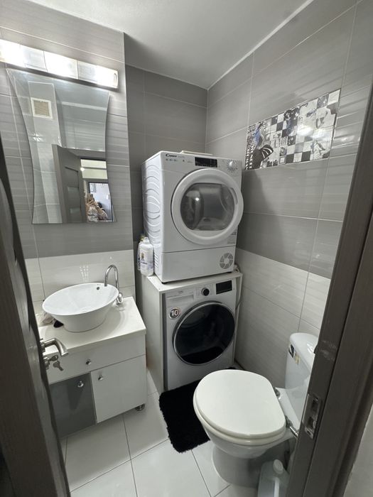 Apartament de vanzare 4 camere