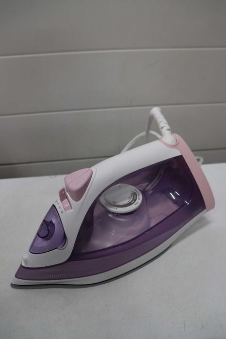 Парна ютия Philips серия 3000, 2000W, пара 140г, керамична