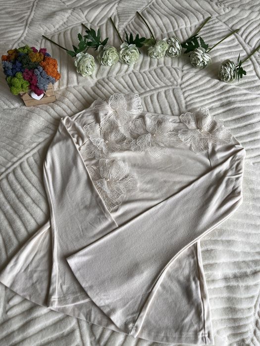 Елегантни блузи за всеки повод