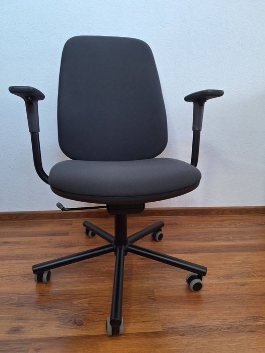 Ергономичен офис стол IKEA SMORKULL