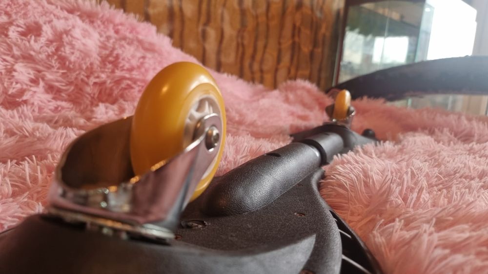 Двухколесный скейтборд