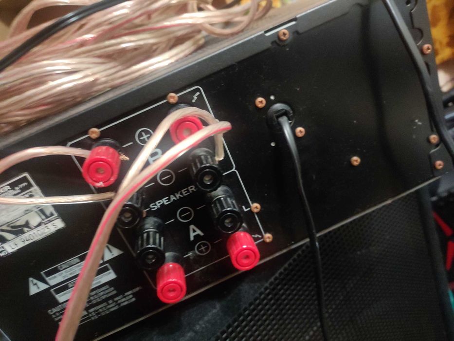 Усилвател Pioneer A-777 и колони 12-ки