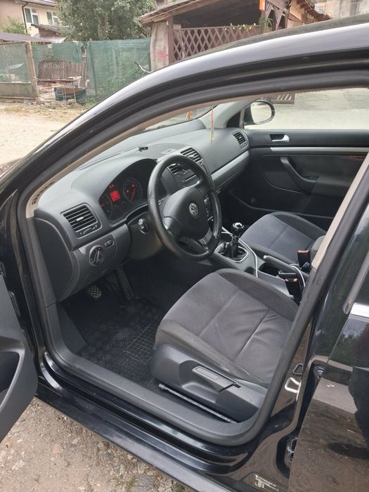 Vând vw jetta 2006 1.9 tdi