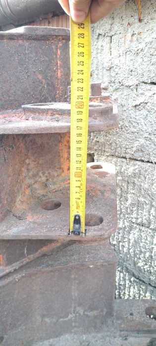 Vând 2 cupe 80 cm 45 cm.