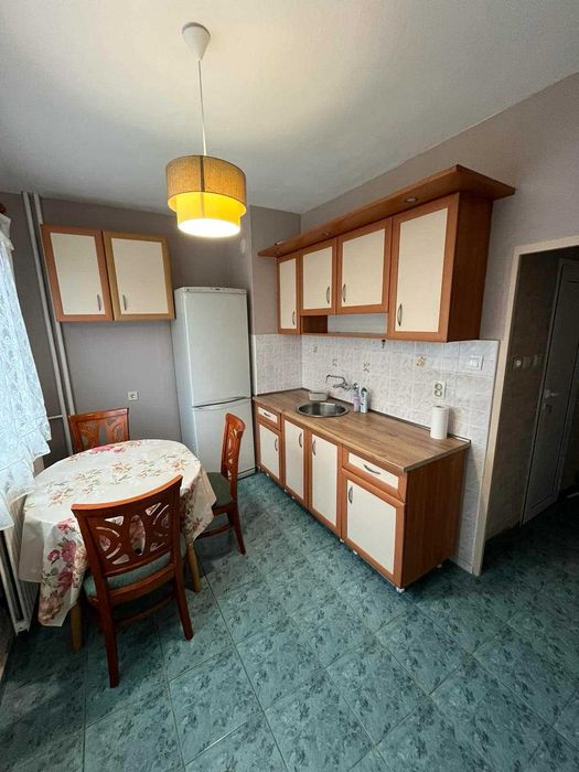 Двустаен ап. под наем в кв. Дървеница